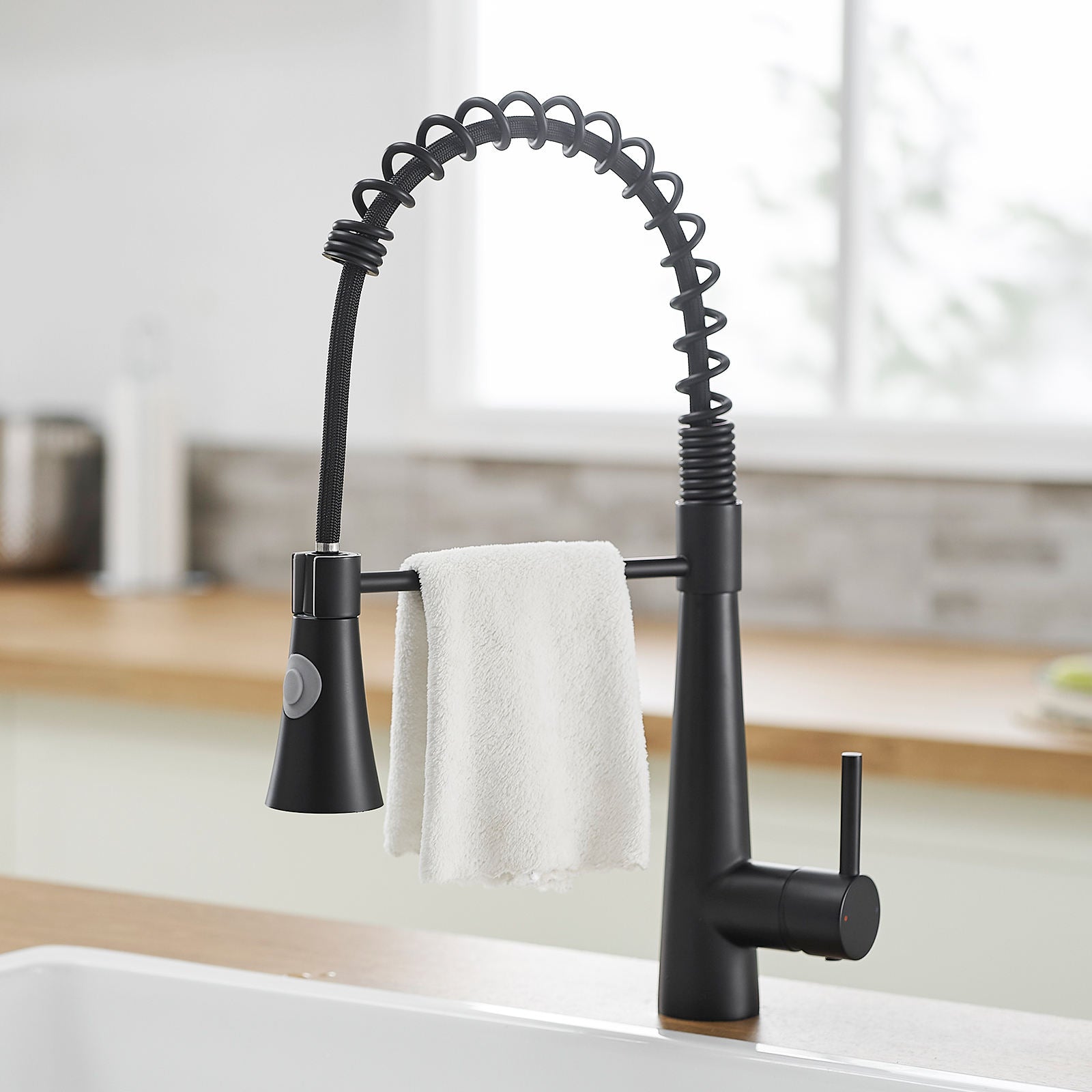 Kitchen, Faucet, Single Handle Faucet, Push Button, Spring Pull-Out Sprayer, Ceramic Valve, Black, Nickle